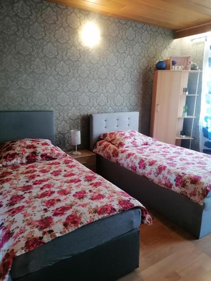 Ferienwohnung Gabry ザールルイ エクステリア 写真
